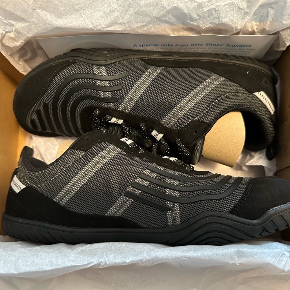 Women’s XERO SIZE 10